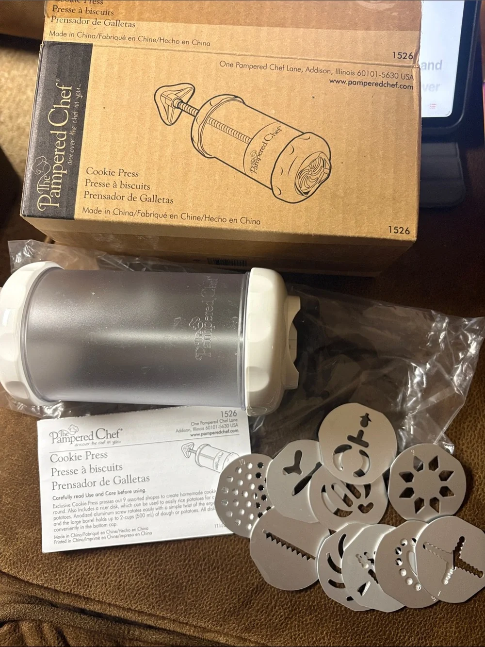 Pampered Chef NEW cookie press 1526
